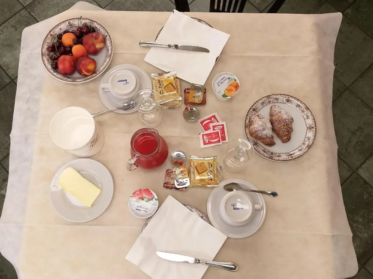 Hotel Berlinghera Sorico 2*,  Italy